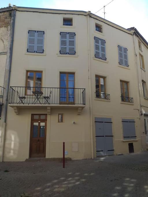 Maison De Ville Vic-le-Comte Exterior foto
